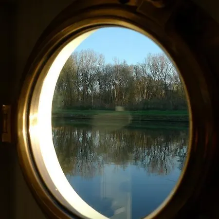 Barge Johanna Bruges